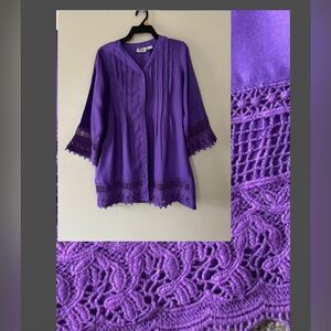 Collections Etc Pintuck Lace Trim Button Down Tunic Blouse Size M casual party